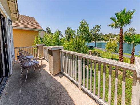 106 Lakeside Drive, Buena Park, CA