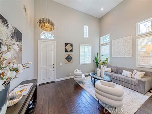 106 Lakeside Drive, Buena Park, CA