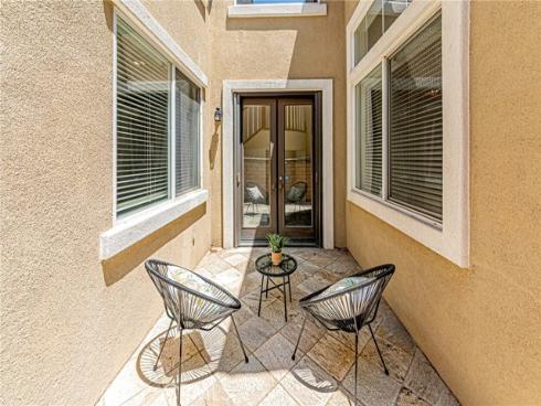 106 Lakeside Drive, Buena Park, CA