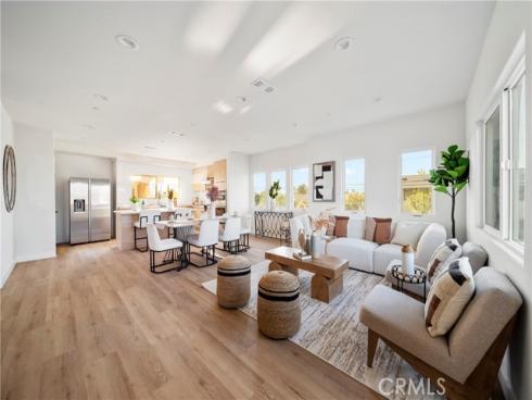 7692  9th  118  Street, Buena Park, CA