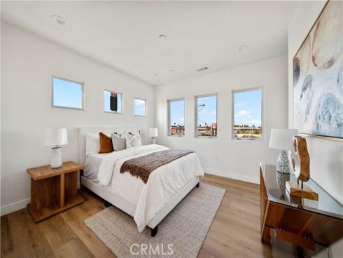 7692  9th  118  Street, Buena Park, CA