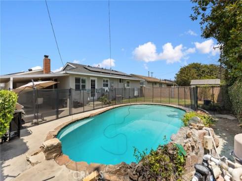 5836  Trinidad   Way, Buena Park, CA