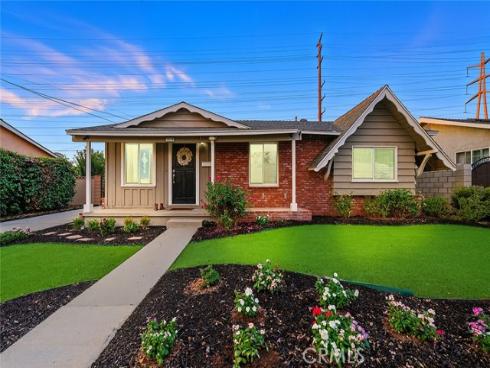 7575  El Escorial  , Buena Park, CA