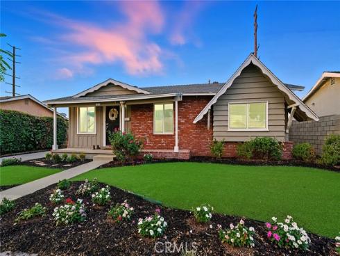 7575  El Escorial  , Buena Park, CA