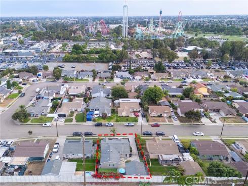 7575  El Escorial  , Buena Park, CA