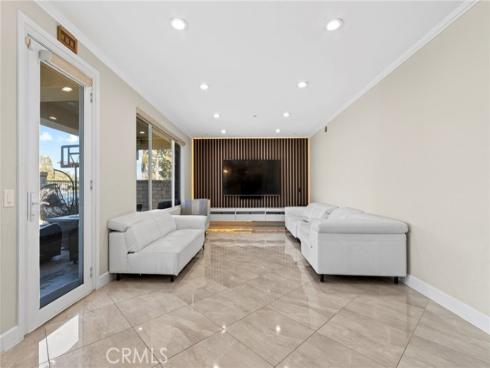 86  Lakeside   Drive, Buena Park, CA