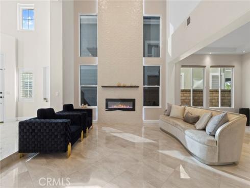 86  Lakeside   Drive, Buena Park, CA