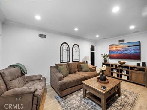 6932  San Joaquin  , Buena Park, CA