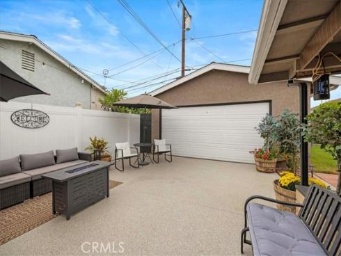 6932  San Joaquin  , Buena Park, CA