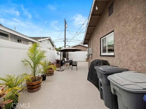 6932  San Joaquin  , Buena Park, CA
