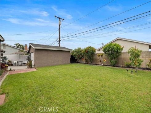 6932  San Joaquin  , Buena Park, CA