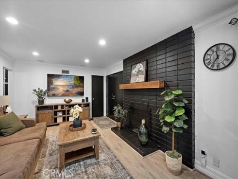 6932  San Joaquin  , Buena Park, CA