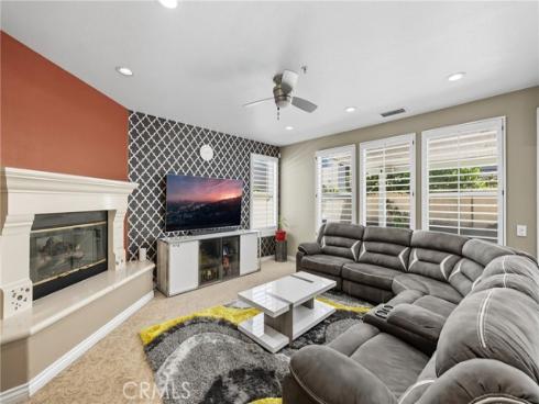 6528  University   Way, Buena Park, CA