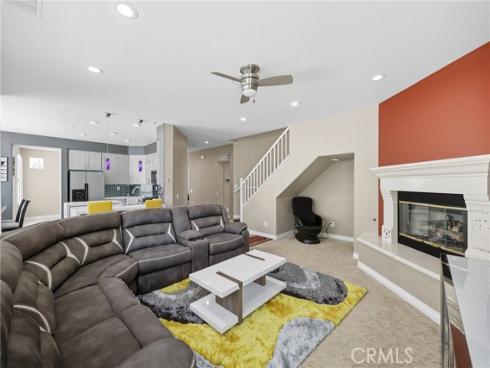 6528  University   Way, Buena Park, CA