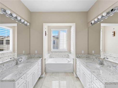 6528  University   Way, Buena Park, CA