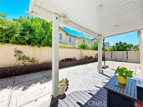 6528  University   Way, Buena Park, CA