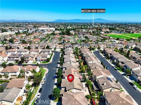 6528  University   Way, Buena Park, CA