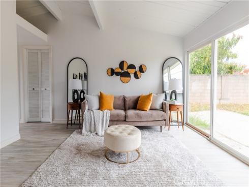 5921  Los Ramos   Circle, Buena Park, CA