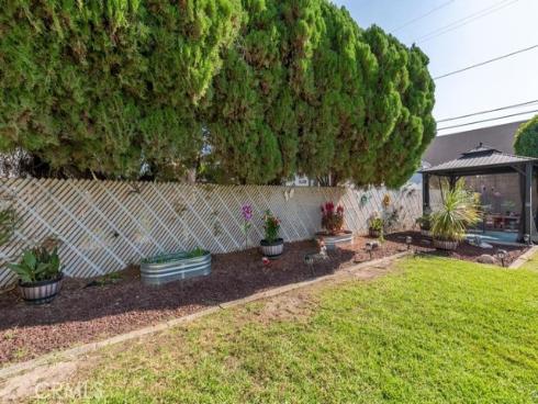 7512  Melrose  , Buena Park, CA