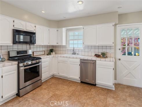 6613  San Haroldo  , Buena Park, CA