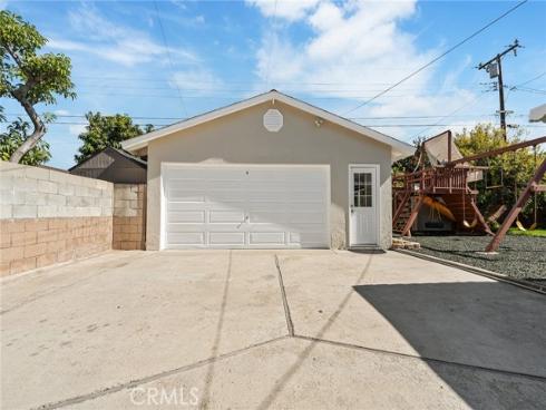 6613  San Haroldo  , Buena Park, CA
