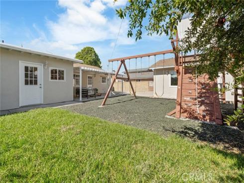 6613  San Haroldo  , Buena Park, CA