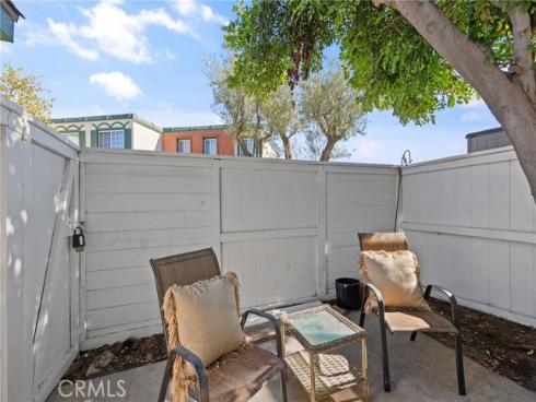 8244  Henderson   Green, Buena Park, CA