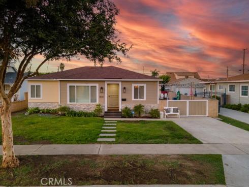 8133  Canterbury  , Buena Park, CA