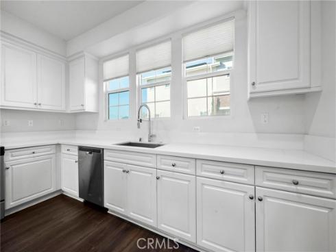 8887  Orangethorpe  , Buena Park, CA