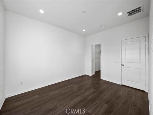 8887  Orangethorpe  , Buena Park, CA