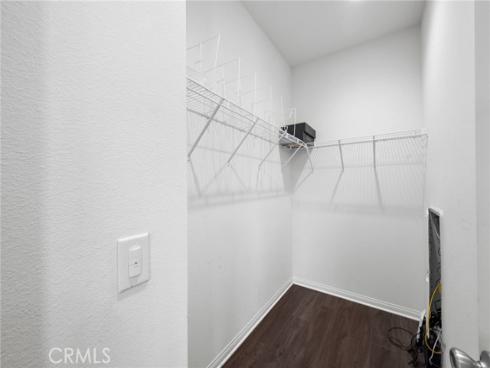 8887  Orangethorpe  , Buena Park, CA