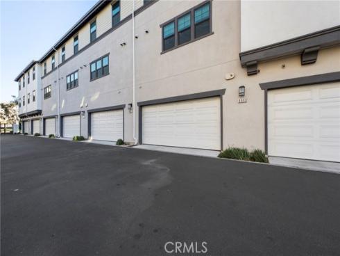 8887  Orangethorpe  , Buena Park, CA