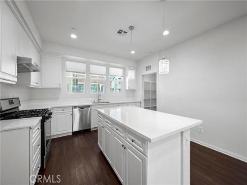 8887  Orangethorpe  , Buena Park, CA