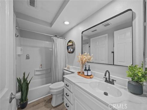 8213  Woodland  40 , Buena Park, CA