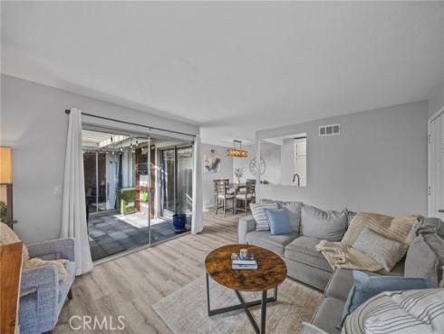 8213  Woodland  40 , Buena Park, CA