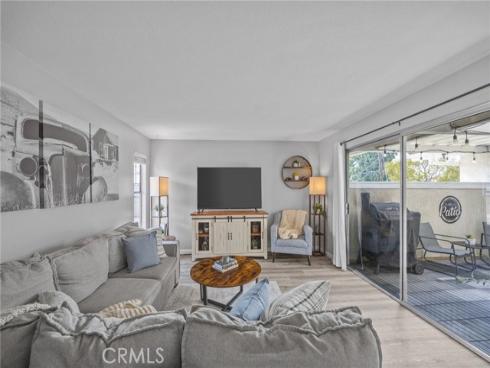 8213  Woodland  40 , Buena Park, CA