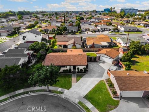 6437  Pheasant   Circle, Buena Park, CA
