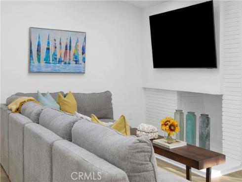 5884  Los Encinos  , Buena Park, CA