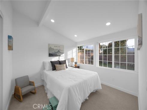 5884  Los Encinos  , Buena Park, CA