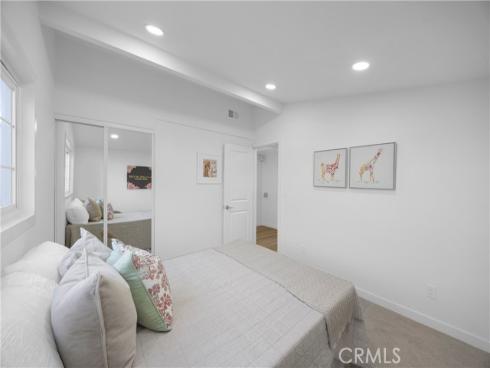 5884  Los Encinos  , Buena Park, CA