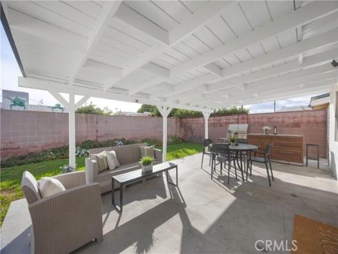 5884  Los Encinos  , Buena Park, CA