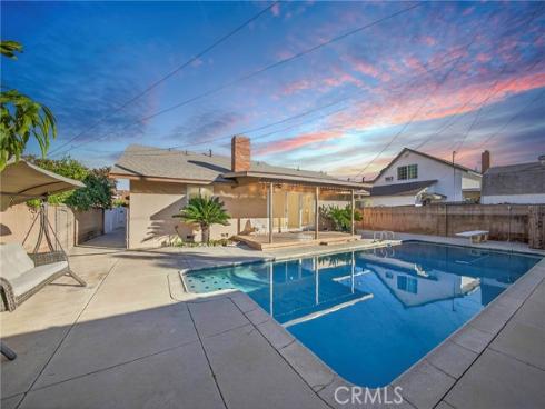 7581  Primrose  , Buena Park, CA