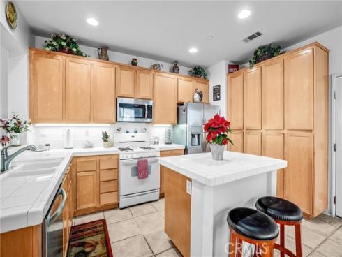 65  Windward   Way, Buena Park, CA