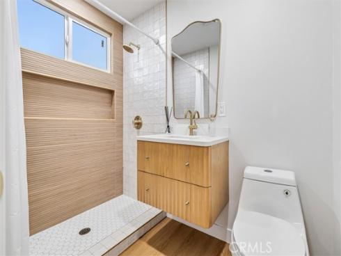 7560  El Escorial  , Buena Park, CA