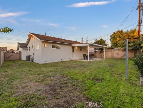 7560  El Escorial  , Buena Park, CA