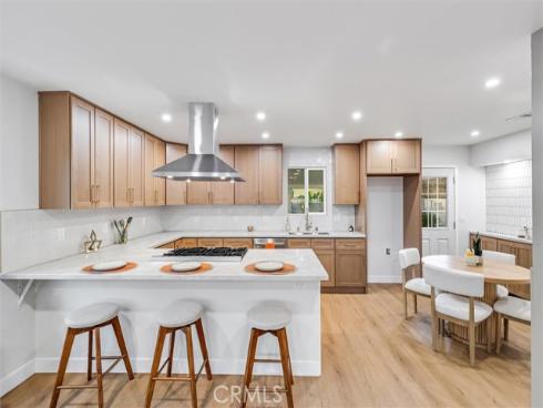 7560  El Escorial  , Buena Park, CA