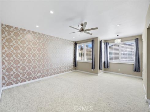 6528  University  , Buena Park, CA