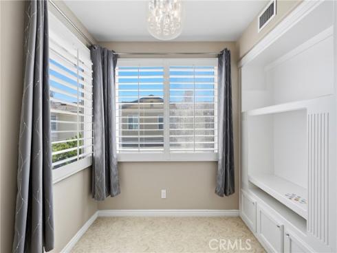 6528  University  , Buena Park, CA