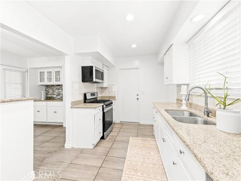 5041 Mccomber , Buena Park, CA