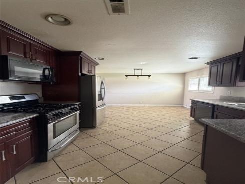 7233  Hayes  , Buena Park, CA